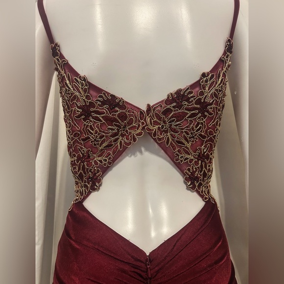 Let’s Sz XS Elegant Burgundy Dress Gold Embroidery Whimsigoth Romantic Dark Goth - Picture 8 of 14